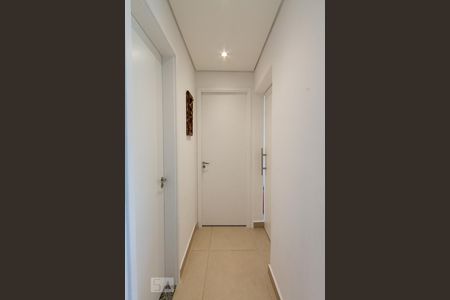 Corredor de apartamento à venda com 2 quartos, 60m² em Vila Anastácio, São Paulo