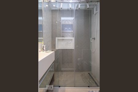 Casa de condomínio à venda com 160m², 4 quartos e 3 vagasBanheiro da suíte 2