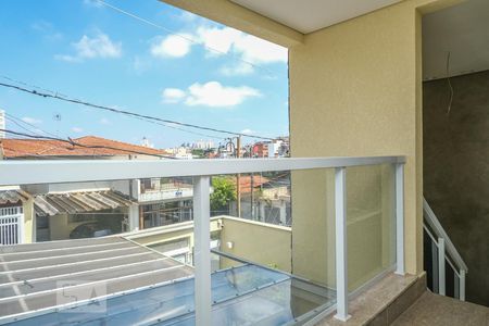 Casa de condomínio à venda com 160m², 4 quartos e 3 vagasSacada