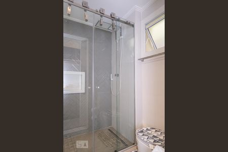 Casa de condomínio à venda com 160m², 4 quartos e 3 vagasBanheiro da suíte 2