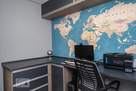 Casa de condomínio à venda com 160m², 4 quartos e 3 vagasEscritório