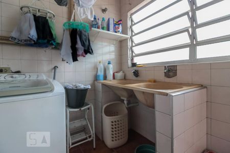 Casa à venda com 260m², 3 quartos e 3 vagasÁrea de Serviço