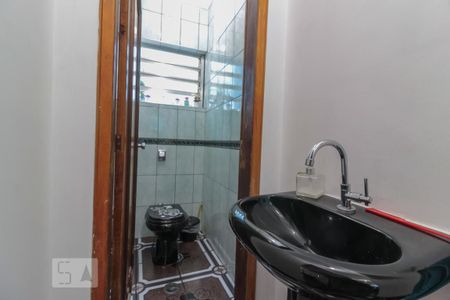 Casa à venda com 260m², 3 quartos e 3 vagasBanheiro