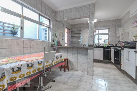 Casa à venda com 260m², 3 quartos e 3 vagasCozinha