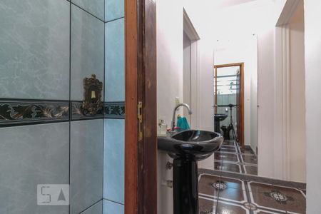 Casa à venda com 260m², 3 quartos e 3 vagasBanheiro