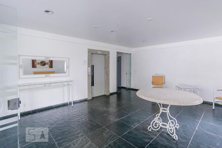 Apartamento à venda com 109m², 3 quartos e 2 vagasHall Social