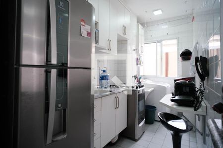 Cozinha de apartamento à venda com 2 quartos, 55m² em Vila Ré, São Paulo