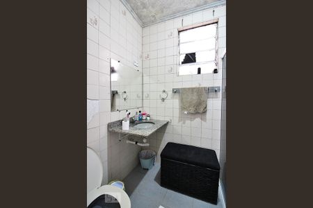 Casa à venda com 187m², 4 quartos e 3 vagasBanheiro Social 2