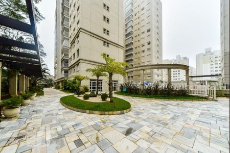 Apartamento à venda com 239m², 4 quartos e 4 vagas Apartamento à venda com 239m², 4 quartos e 4 vagasÁrea comum