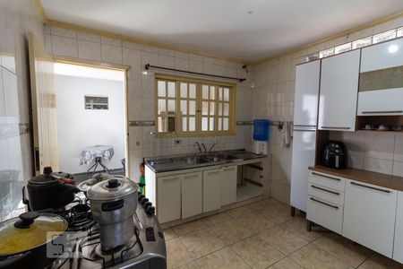 Casa à venda com 230m², 3 quartos e 2 vagasCozinha