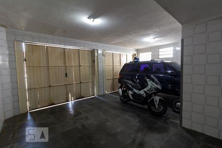 Casa à venda com 230m², 3 quartos e 2 vagasGaragem
