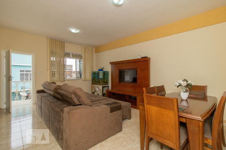 Sala de casa de condomínio à venda com 3 quartos, 70m² em Olaria, Rio de Janeiro