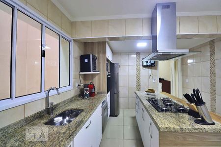 Casa à venda com 278m², 3 quartos e 2 vagasCozinha