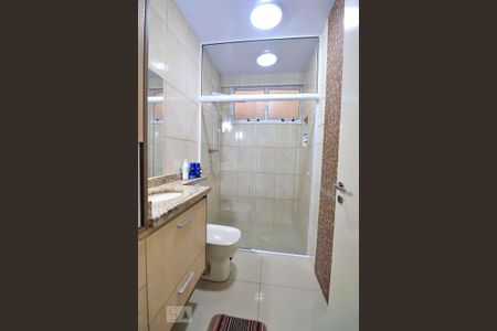 Casa à venda com 278m², 3 quartos e 2 vagasBanheiro Social