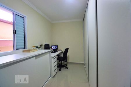 Casa à venda com 278m², 3 quartos e 2 vagasQuarto 2
