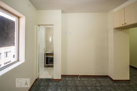 Suíte de apartamento para alugar com 1 quarto, 50m² em Centro, Campinas