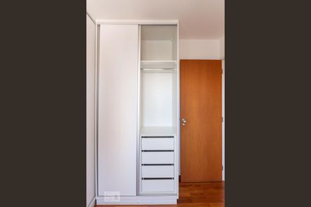 Apartamento à venda com 72m², 3 quartos e 2 vagasSuíte