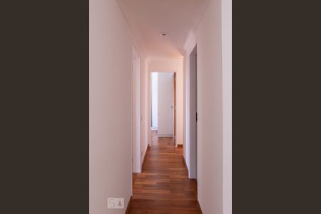 Corredor de apartamento à venda com 3 quartos, 72m² em Vila Leopoldina, São Paulo