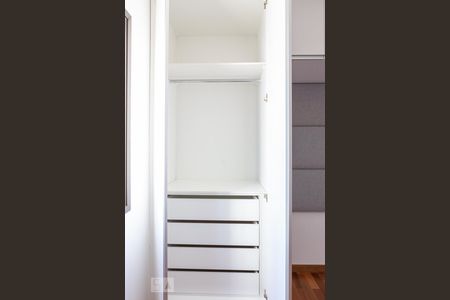 Apartamento à venda com 72m², 3 quartos e 2 vagasSuíte