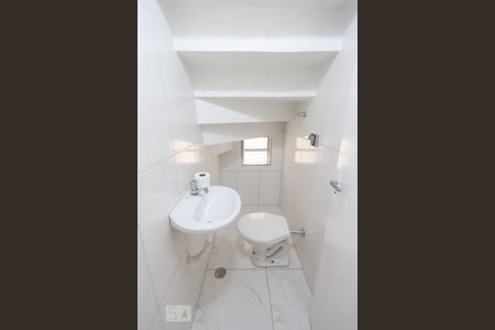 Casa à venda com 127m², 3 quartos e 2 vagasLavabo