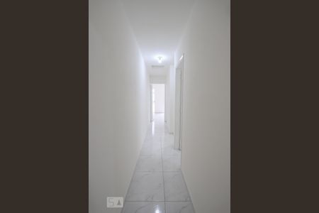 Corredor de casa à venda com 3 quartos, 127m² em Vila Guaca, São Paulo