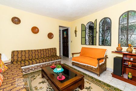 Sala de casa à venda com 2 quartos, 140m² em Vila Gustavo, São Paulo