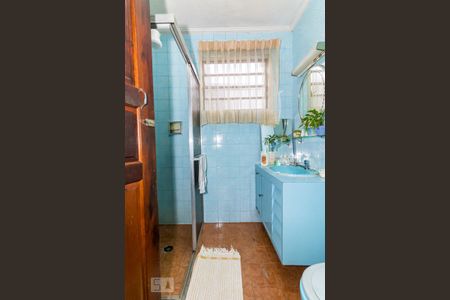 Casa à venda com 140m², 2 quartos e 1 vagaBanheiro