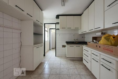 Apartamento à venda com 83m², 3 quartos e 1 vaga Apartamento à venda com 83m², 3 quartos e 1 vagaCozinha
