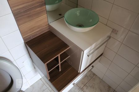 Apartamento à venda com 83m², 3 quartos e 1 vaga Apartamento à venda com 83m², 3 quartos e 1 vagaBanheiro