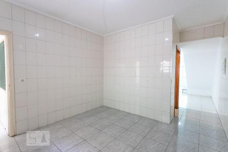 Casa para alugar com 136m², 3 quartos e 2 vagasCozinha 