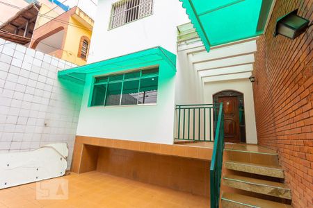 Casa para alugar com 136m², 3 quartos e 2 vagasFachada da casa 