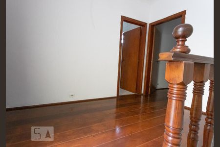 Casa para alugar com 136m², 3 quartos e 2 vagasHall piso superior