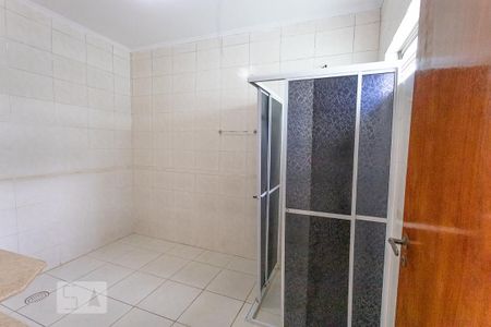 Casa para alugar com 136m², 3 quartos e 2 vagasBanheiro 