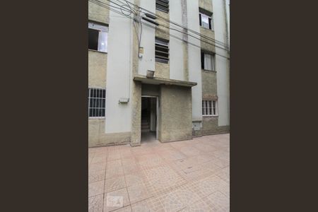 Apartamento à venda com 63m², 2 quartos e sem vaga Apartamento à venda com 63m², 2 quartos e sem vagaFachada do Bloco