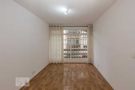 Sala de apartamento à venda com 2 quartos, 69m² em Vila Cordeiro, São Paulo