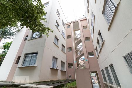 Apartamento para alugar com 65m², 2 quartos e 1 vagaFachada do bloco