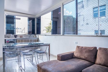 Apartamento para alugar com 112m², 4 quartos e 1 vagaSala de TV e jantar