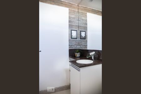 Apartamento para alugar com 112m², 4 quartos e 1 vagaBanheiro do escritório