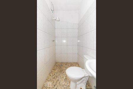 Banheiro de kitnet/studio para alugar com 1 quarto, 50m² em Vila Maria Alta, São Paulo