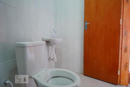 Banheiro de apartamento para alugar com 1 quarto, 26m² em Harmonia, Canoas