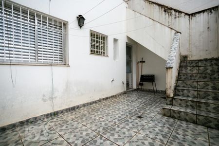 Casa à venda com 276m², 3 quartos e 4 vagasQuintal