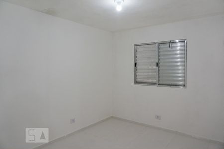 Quarto de casa para alugar com 1 quarto, 40m² em Parque Peruche, São Paulo
