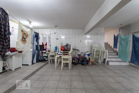 Casa à venda com 429m², 5 quartos e 1 vagaÁrea de serviço