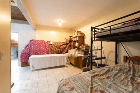 Casa à venda com 429m², 5 quartos e 1 vagaKitnet