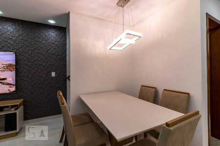 Sala de Jantar de casa à venda com 2 quartos, 125m² em Parque Maria Domitila, São Paulo