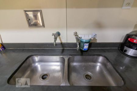 Casa para alugar com 350m², 5 quartos e 5 vagas Casa para alugar com 350m², 5 quartos e 5 vagasCozinha