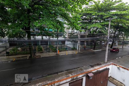 Casa para alugar com 350m², 5 quartos e 5 vagas Casa para alugar com 350m², 5 quartos e 5 vagasVista do Quarto 2