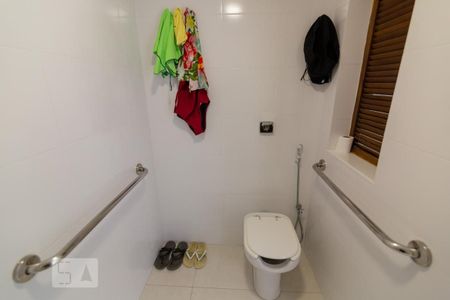 Casa para alugar com 350m², 5 quartos e 5 vagas Casa para alugar com 350m², 5 quartos e 5 vagasBanheiro 4