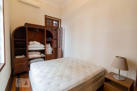 Casa para alugar com 350m², 5 quartos e 5 vagas Casa para alugar com 350m², 5 quartos e 5 vagasQuarto 4