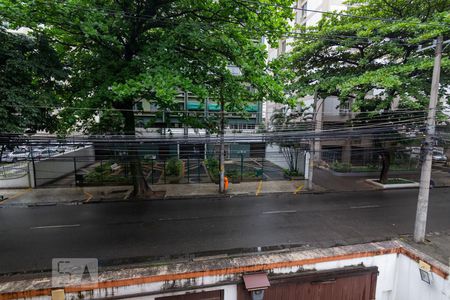 Casa para alugar com 350m², 5 quartos e 5 vagas Casa para alugar com 350m², 5 quartos e 5 vagasVista do Quarto 2